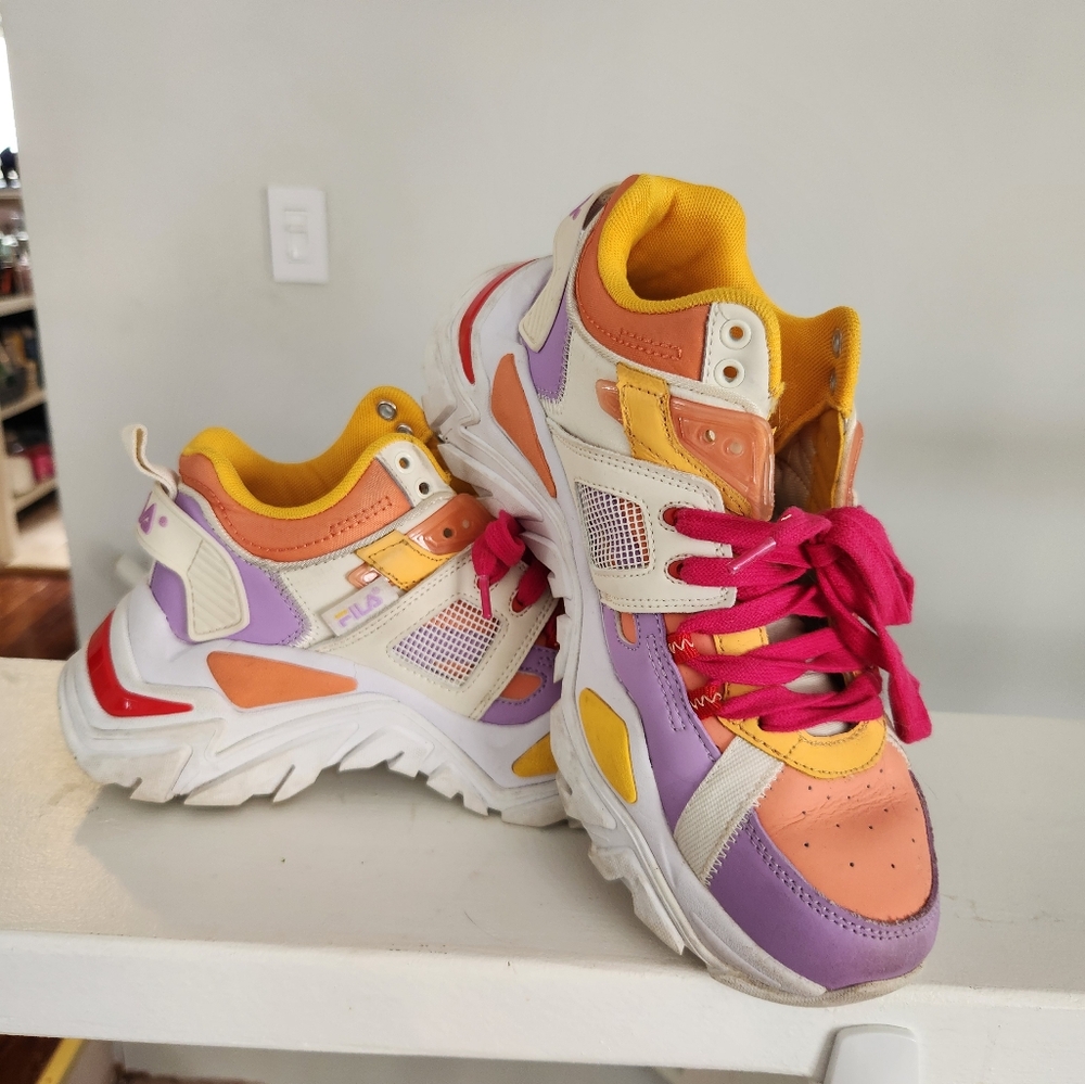 Athlete‎ shoes
